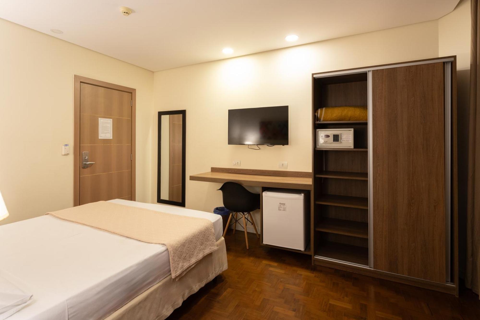 Hotel Amalia São Paulo Luaran gambar