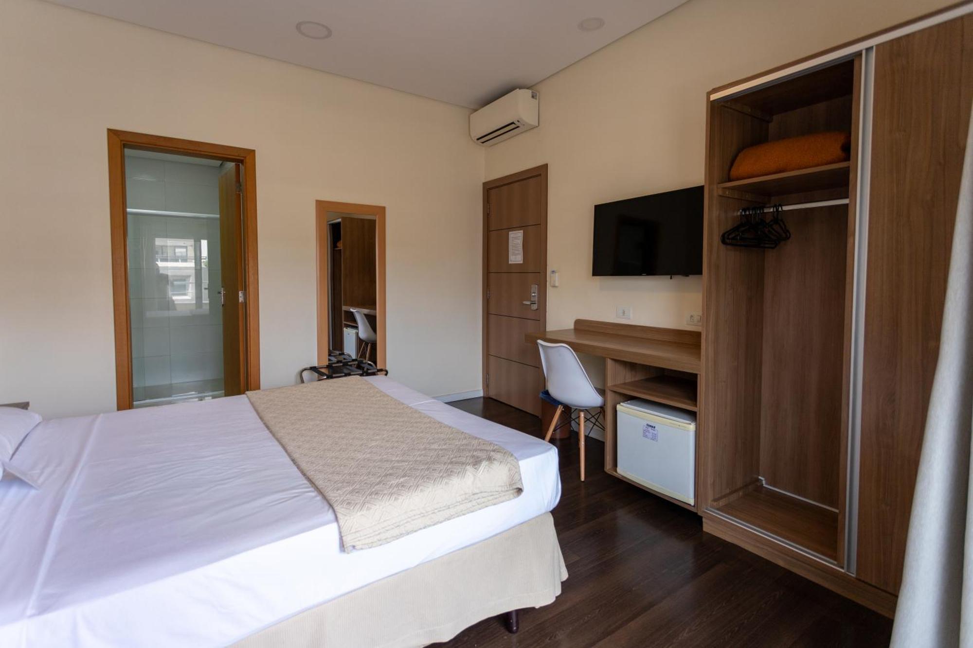 Hotel Amalia São Paulo Luaran gambar