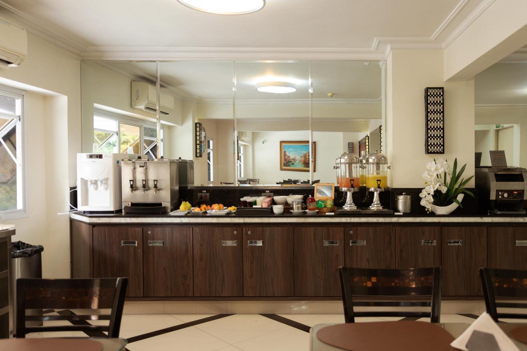 Hotel Amalia São Paulo Luaran gambar