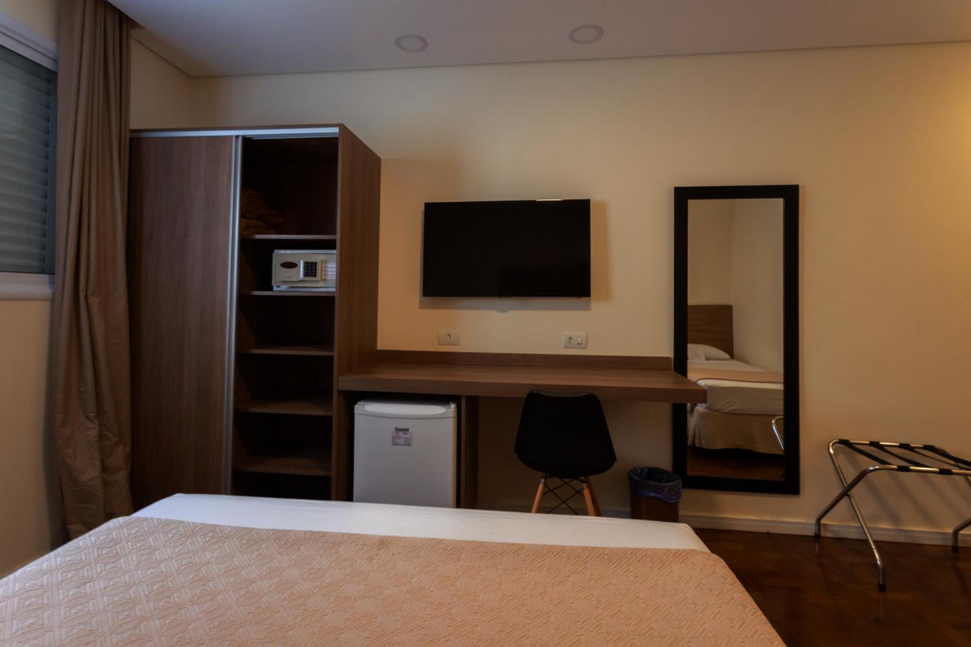Hotel Amalia São Paulo Luaran gambar